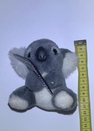 Мягкая игрушка коала с бумерангом