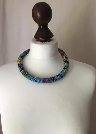 Жгут на шею из бисера