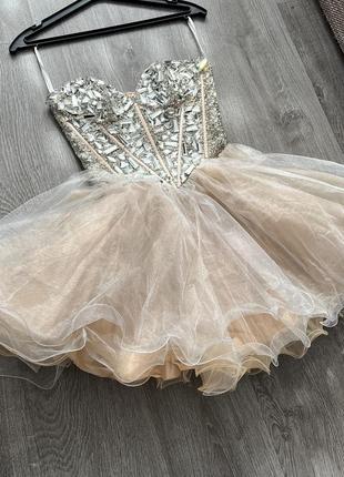 Платье sherri hill