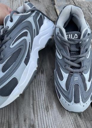 Кроссовки fila