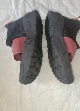 Кросівки дитячі 4