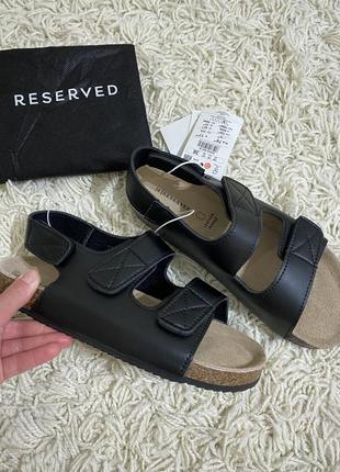 Новые босоножки / сандалии reserved 36 черные