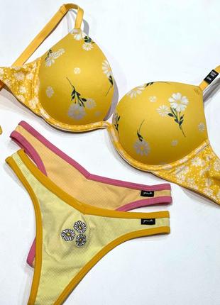 Бюст victoria’s secret pink