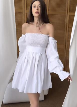 Платье белое