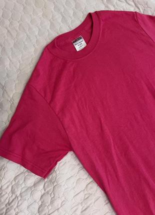 Рожева футболка