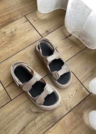 Жіночі бежеві босоніжки на липучках натуральна шкіра женские бежевые босоножки на липучках кожа