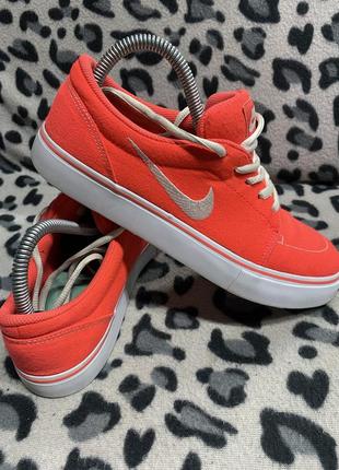 Кеды женские nike