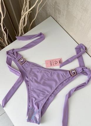 Купальные плавки на завязках