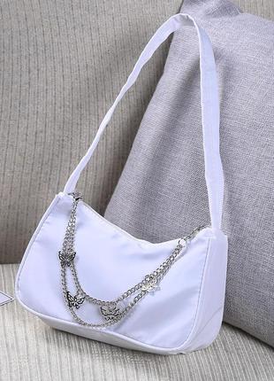 Нейлоновая белая сумочка багет с бабочками