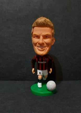 Девід бекхем. мілан. фігурки футболістів soccerwe