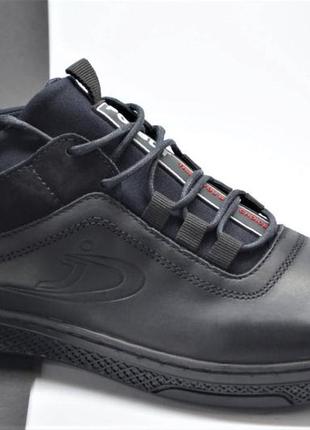 Мужские демисезонные кожаные спортивные туфли черные polbut 27