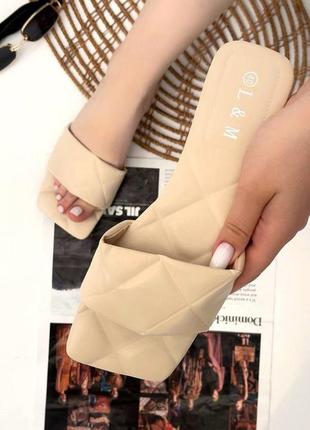 Шльопанці жіночі