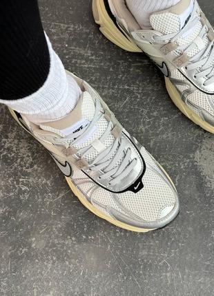Nk v2k runtekk grey3 фото