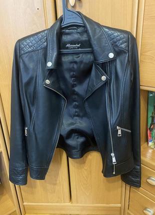 Стильна куртка із натуральної шкіри