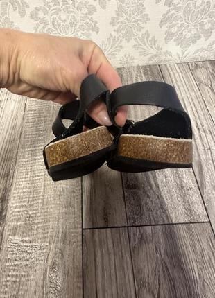 Босоніжки reserved, нові 34р (20,5см)