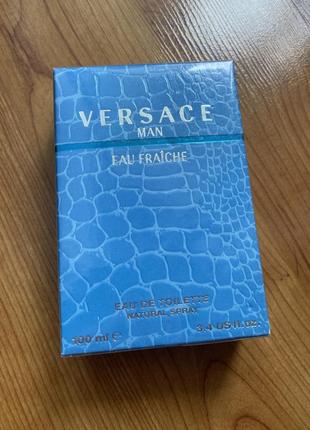 Чоловічі парфуми versace man eau fraiche 100 ml.