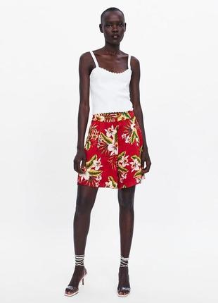 Квіткові атласні шорти zara xs/s