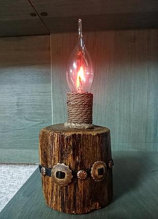 Светильник лофт из натуральной древесины.