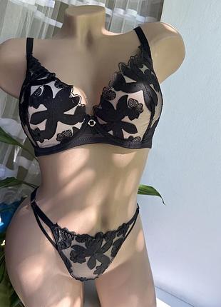 Комплект білизни