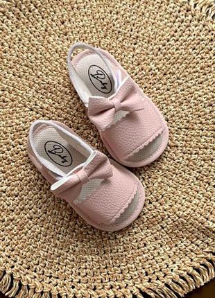 Босоножки детские