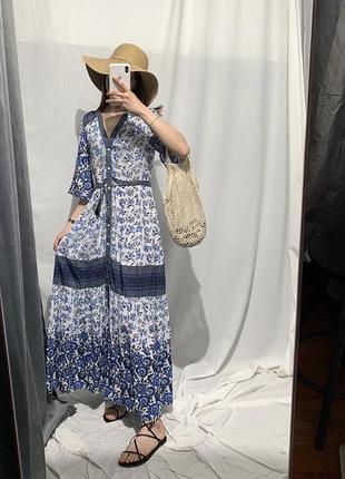 Сукня