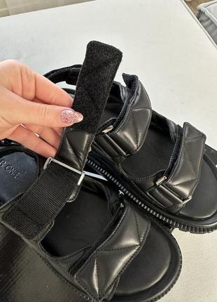Сандалии босоножки из натуральной кожи на липучках черные r one shoes8 фото