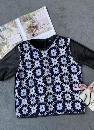 Футболка розшита камінцями від asos