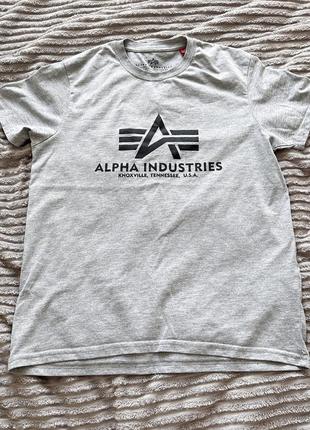 Брендова оригінальна футболка alpha