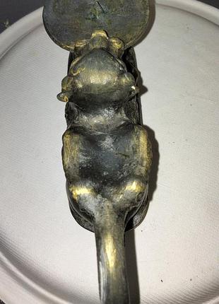 Подсвечник грифон