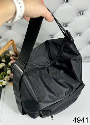 Жіноча стильна та якісна сумка рюкзак чорна5 фото
