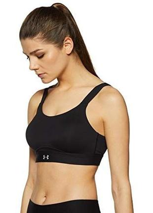 Спортивный топ бра бюст от under armour