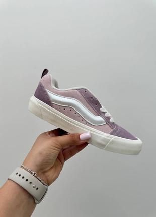 Трендовые кроссовки vans