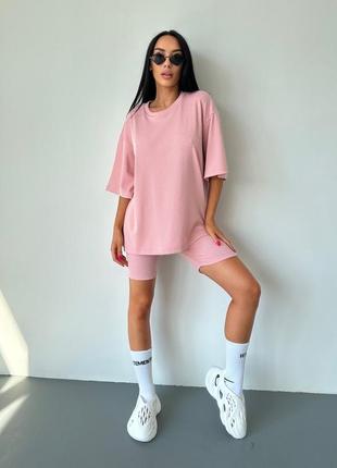 Базовый качественный костюм-двойка
размеры: 42-44, 46-48
цвета: пудра, черный, беж, голубой