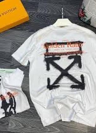 Футболка off-white з великим логотипом на спині