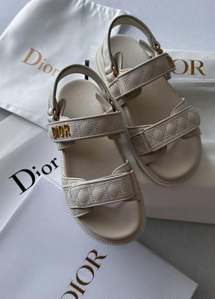 Сандалі босоніжки в стилі dior