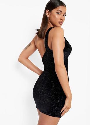 Коротка сукня в блискітках