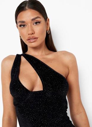 Коротка сукня в блискітках