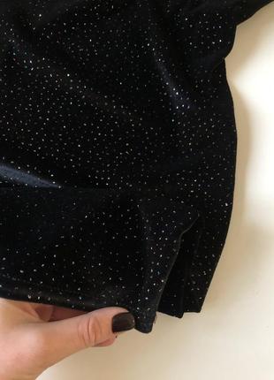 Коротка сукня в блискітках