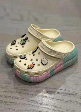 Крокс класік клог платформа бежеві літні crush spring break clog vanilla/multi