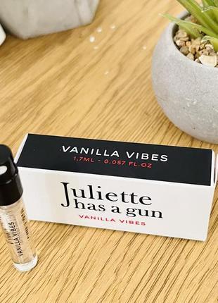 Оригинальный пробник парфюмированная вода juliette has a gun vanilla vibes2 фото