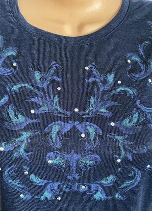 Красивая футболка