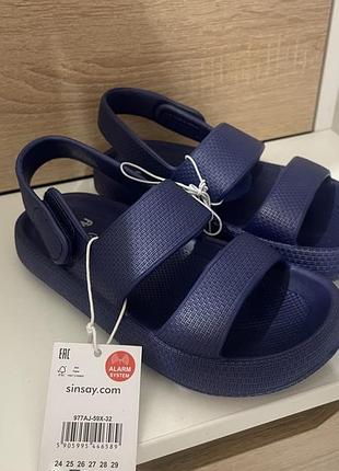 Босоножки для мальчика