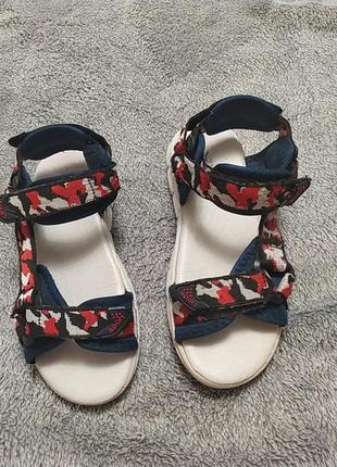 Босоніжки 31