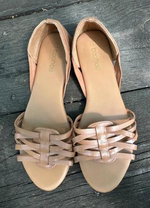 Босоніжки шкіряні жіночі boohoo