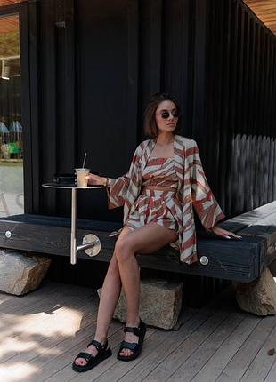 Льняной костюм тройка топ шорты и кардиган