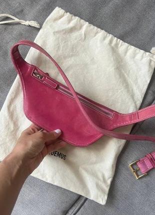 Бананка рожева жакмю jacquemus
