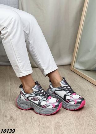 Кросівки хіт в наявності!