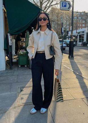 Біла вкорочена приталена джинсова курточка від zara, курточка-сорочка zara y2к тренд