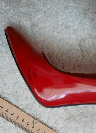 Туфлі червоні3 фото