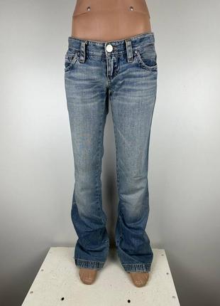 В продаже винтажные джинсы от dsquared2